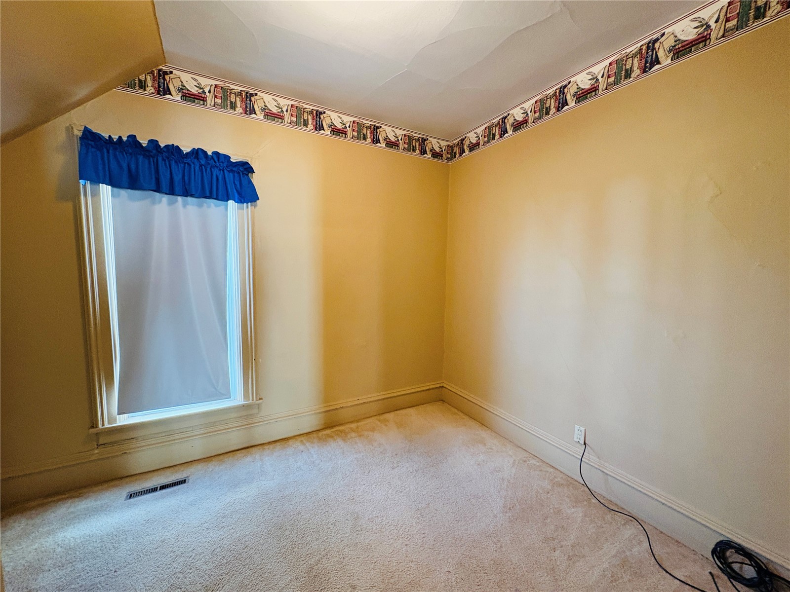 1612 7th Avenue Belle Plaine IA 52208
