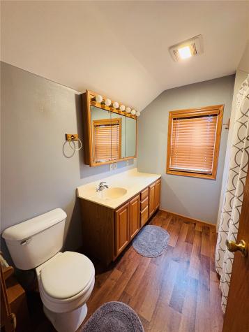 1612 7th Avenue Belle Plaine IA 52208