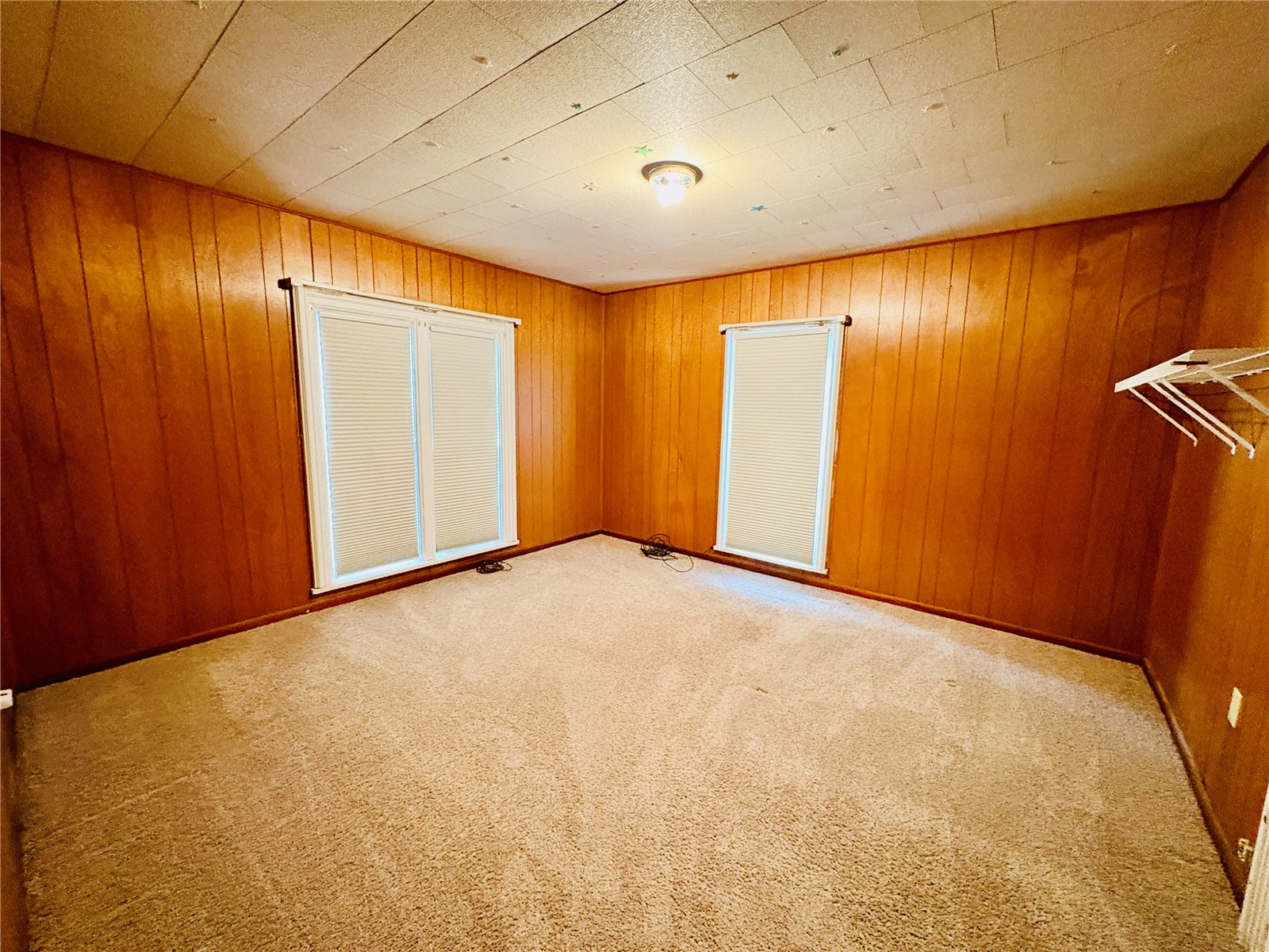 1612 7th Avenue Belle Plaine IA 52208