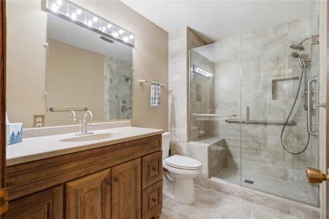 1504 Whitters Way NW Cedar Rapids IA 52405