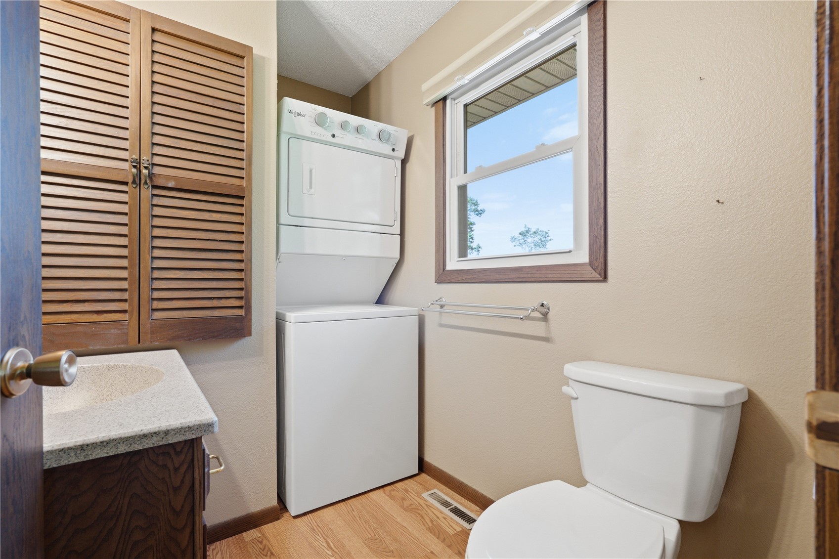 1504 Whitters Way NW Cedar Rapids IA 52405