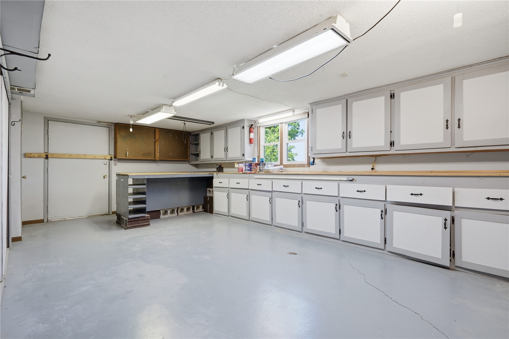 1504 Whitters Way NW Cedar Rapids IA 52405