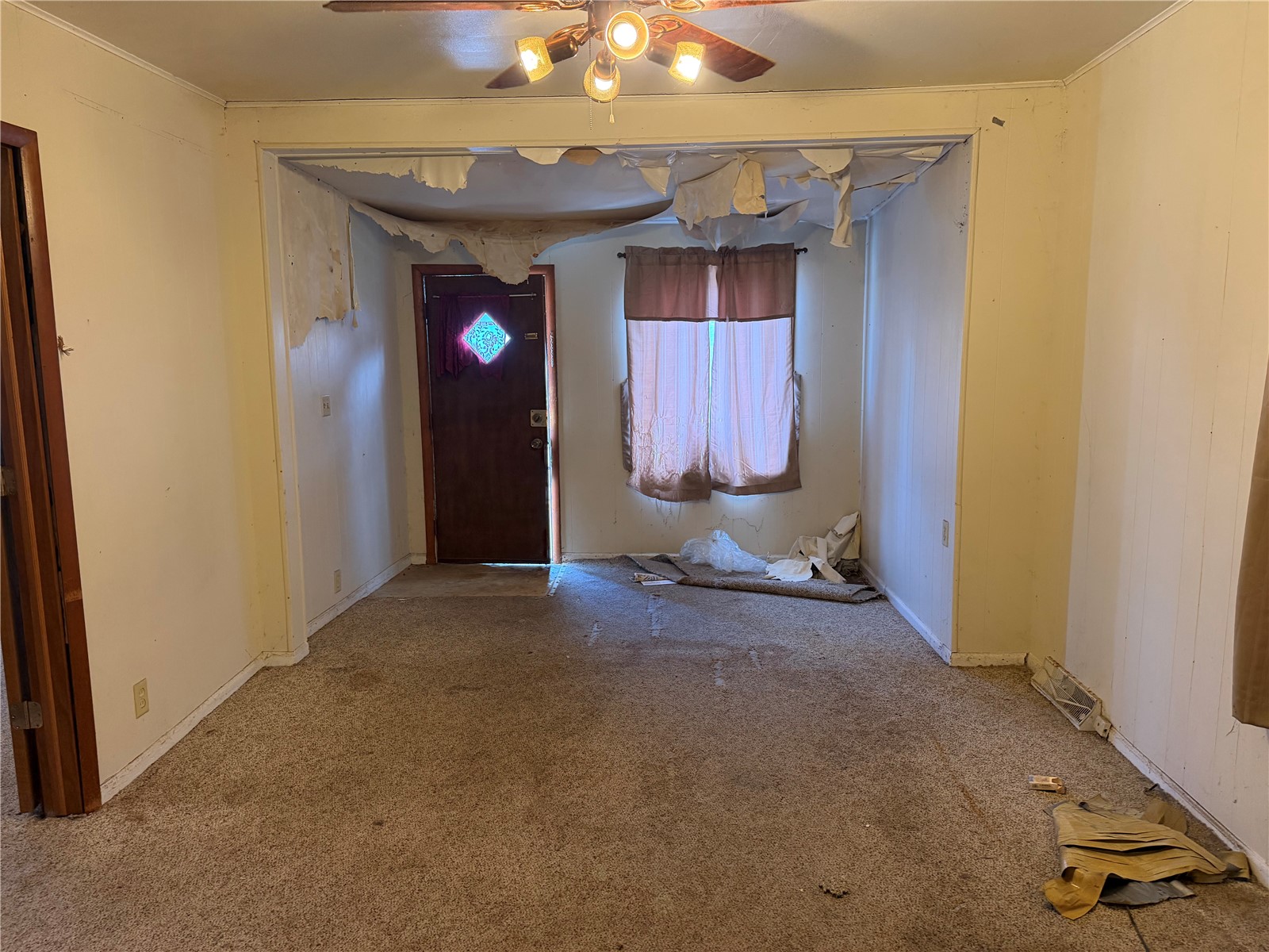 1135 Hubbard Avenue NE Cedar Rapids IA 52402