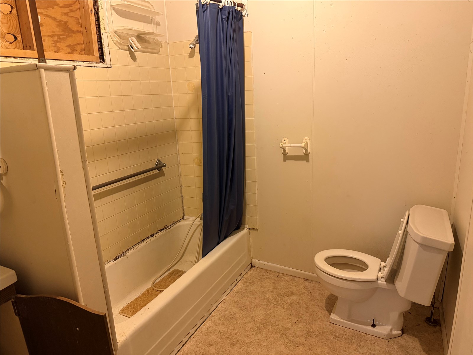 1135 Hubbard Avenue NE Cedar Rapids IA 52402