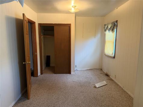 1135 Hubbard Avenue NE Cedar Rapids IA 52402