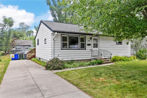 1108 38th Street SE Cedar Rapids IA 52403