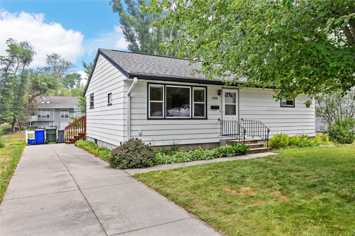 1108 38th Street SE Cedar Rapids IA 52403