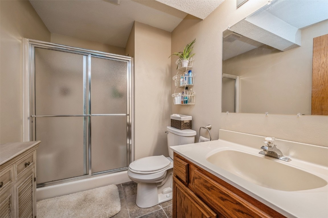 2611 Iris Avenue NW Cedar Rapids IA 52405