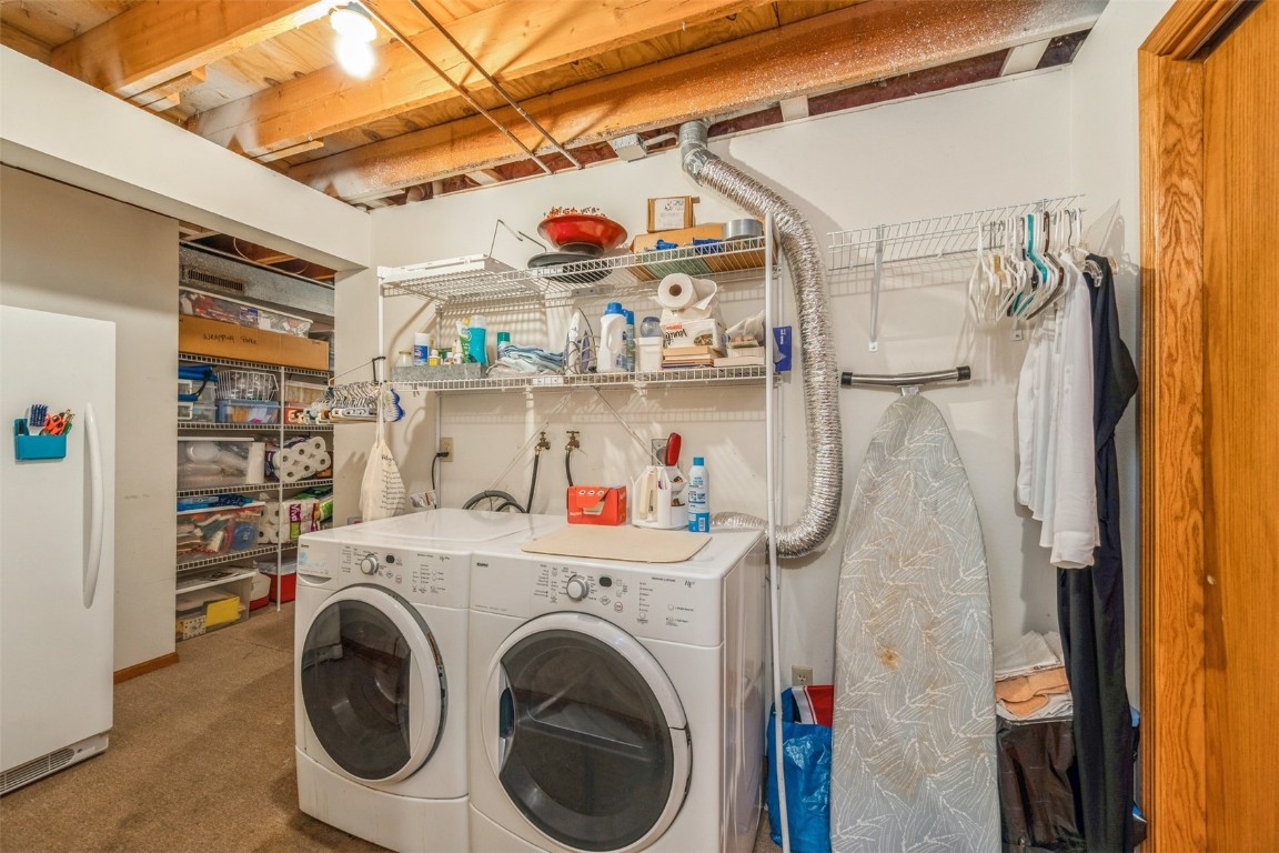 2611 Iris Avenue NW Cedar Rapids IA 52405