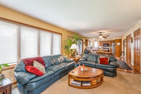 2611 Iris Avenue NW Cedar Rapids IA 52405