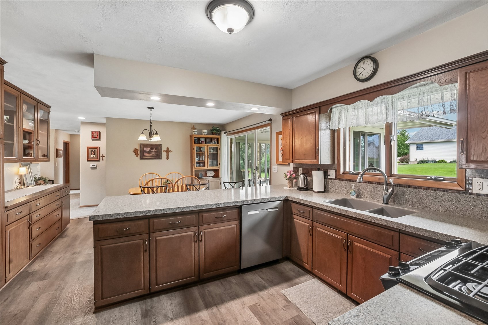 403 4th Street E Newhall IA 52315