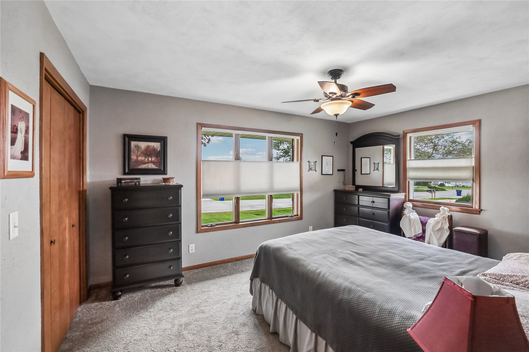 403 4th Street E Newhall IA 52315