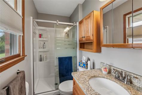 403 4th Street E Newhall IA 52315