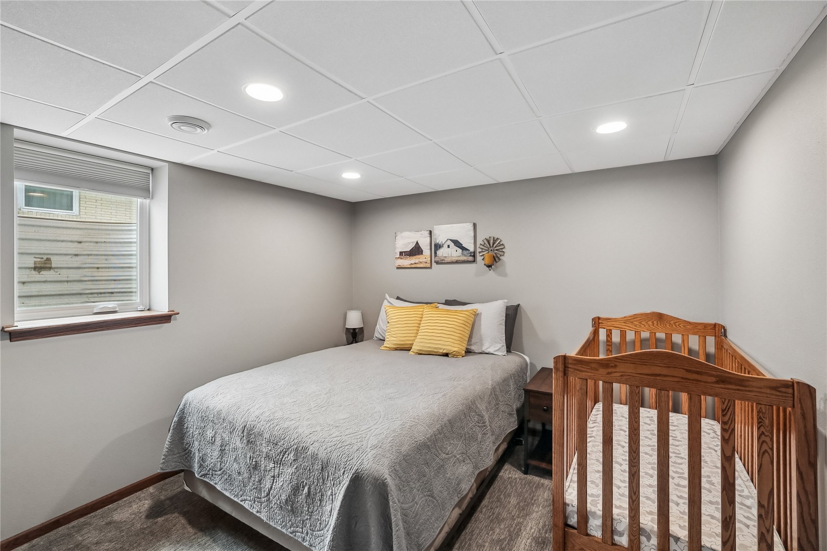 403 4th Street E Newhall IA 52315