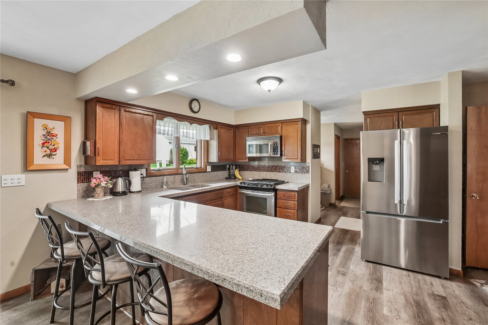 403 4th Street E Newhall IA 52315
