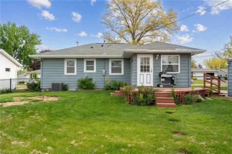 2995 15th Avenue Marion IA 52302