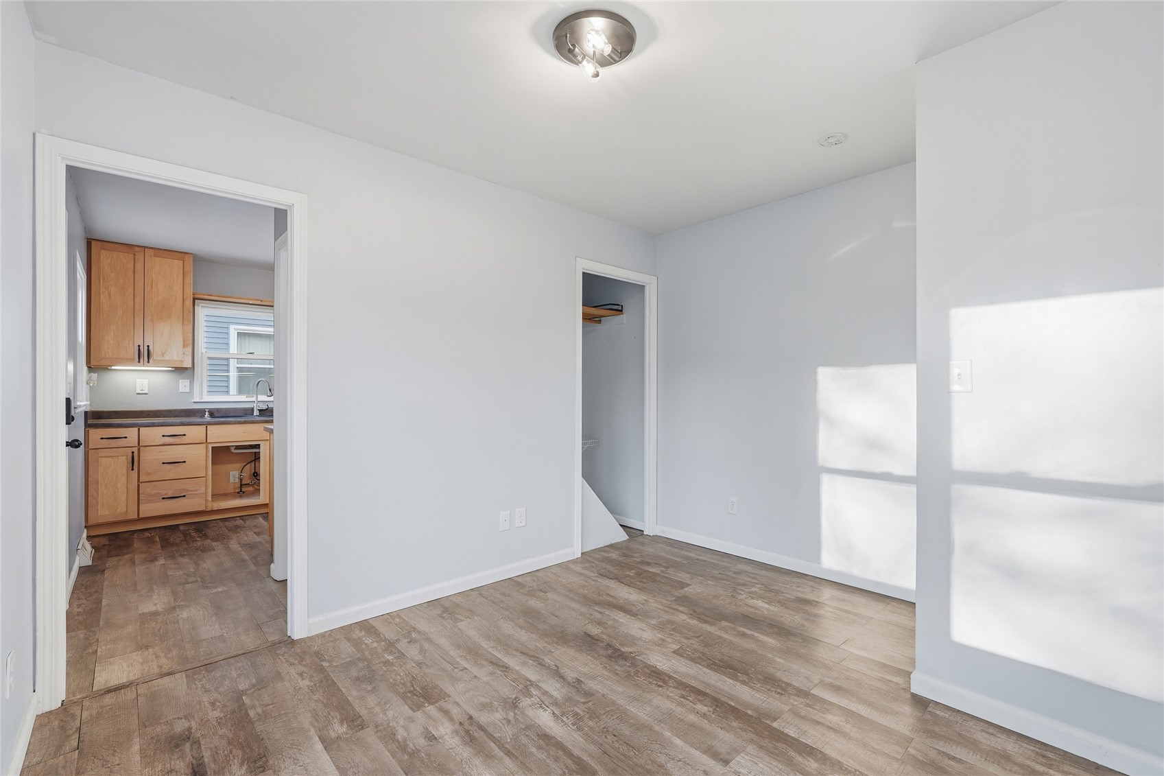 654 S Lucas Street Iowa City IA 52240