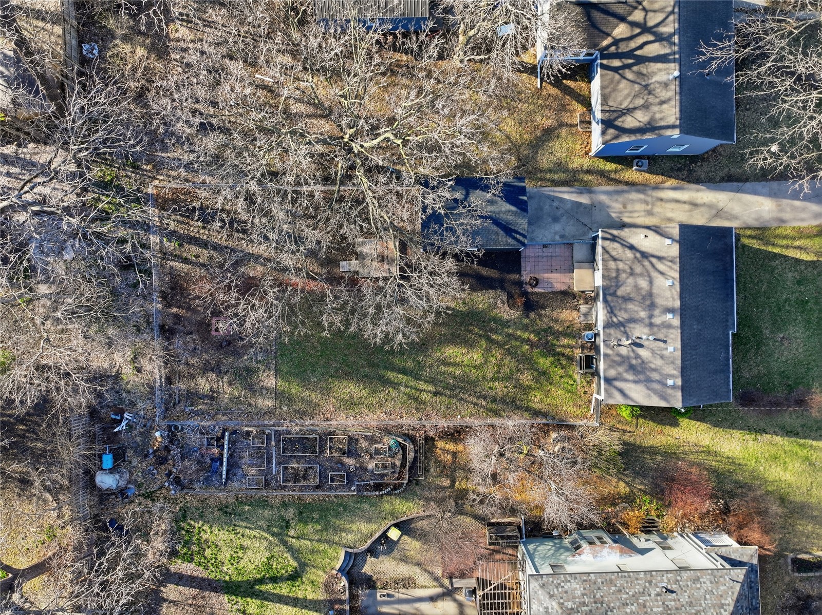 654 S Lucas Street Iowa City IA 52240