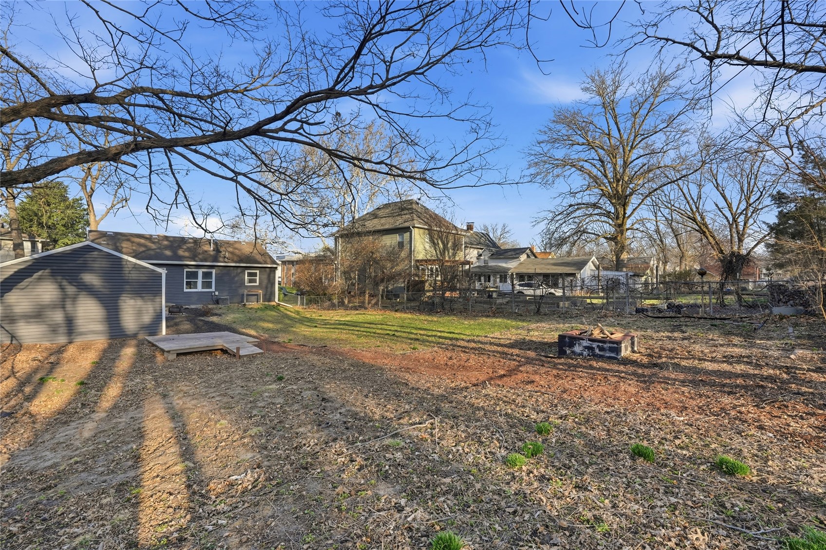 654 S Lucas Street Iowa City IA 52240