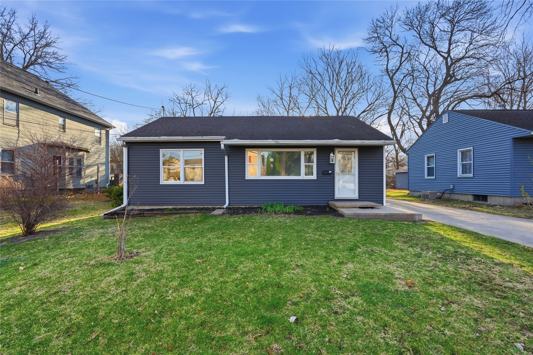 654 S Lucas Street Iowa City IA 52240