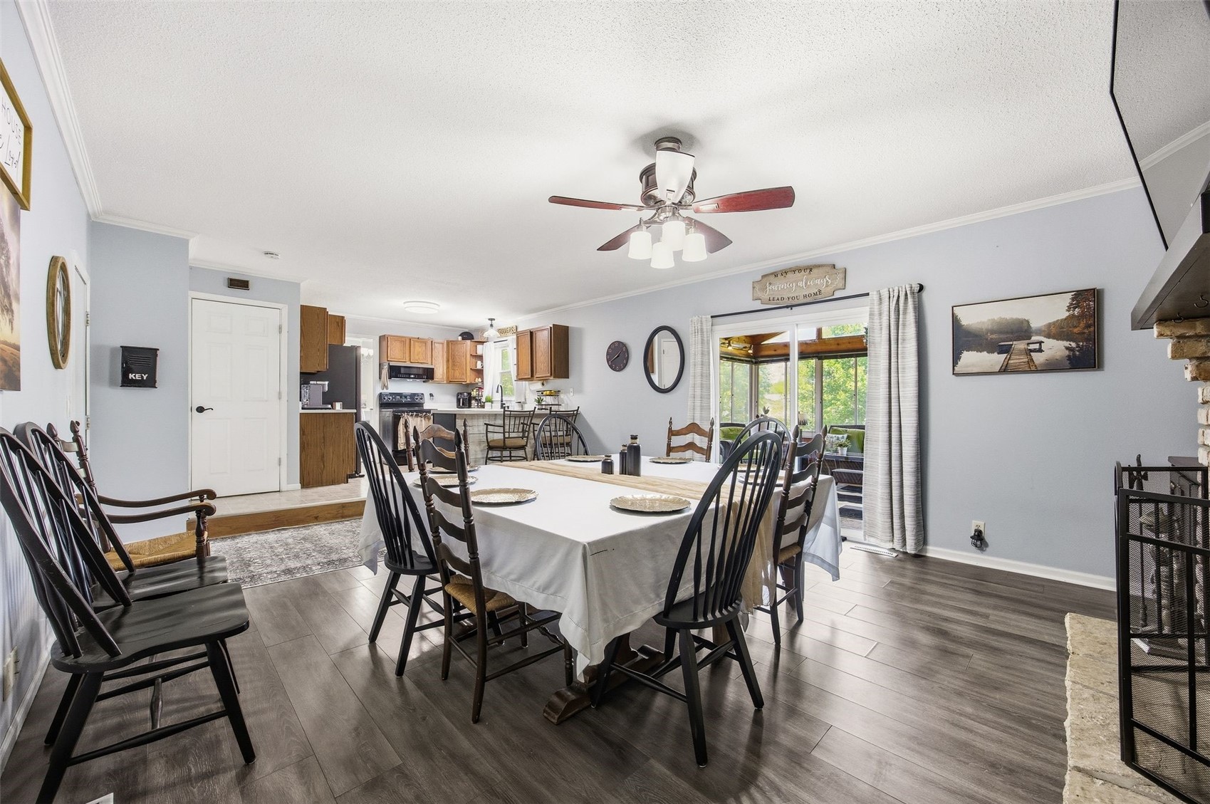 7417 Parkwood Lane NE Cedar Rapids IA 52402