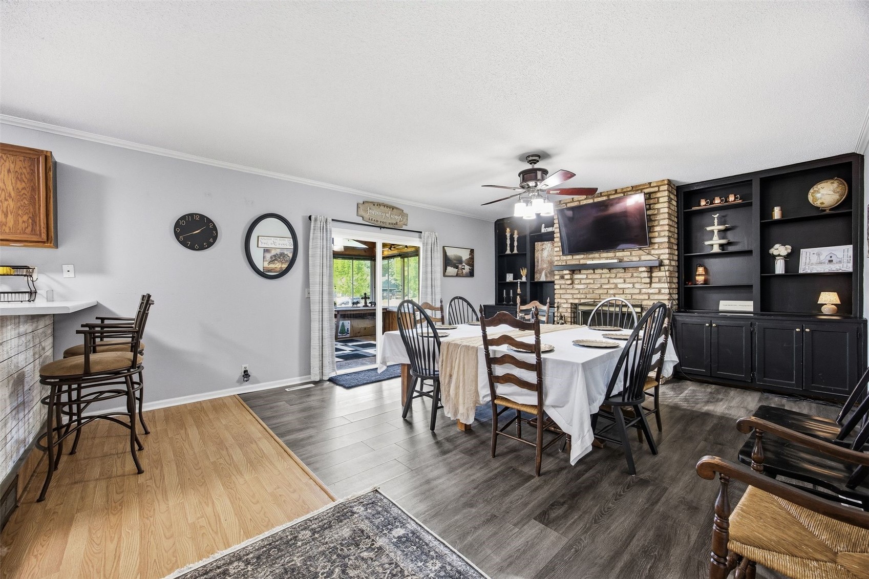 7417 Parkwood Lane NE Cedar Rapids IA 52402