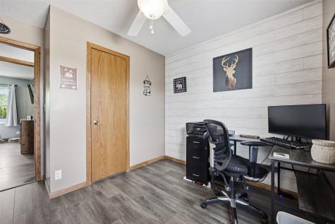 7417 Parkwood Lane NE Cedar Rapids IA 52402