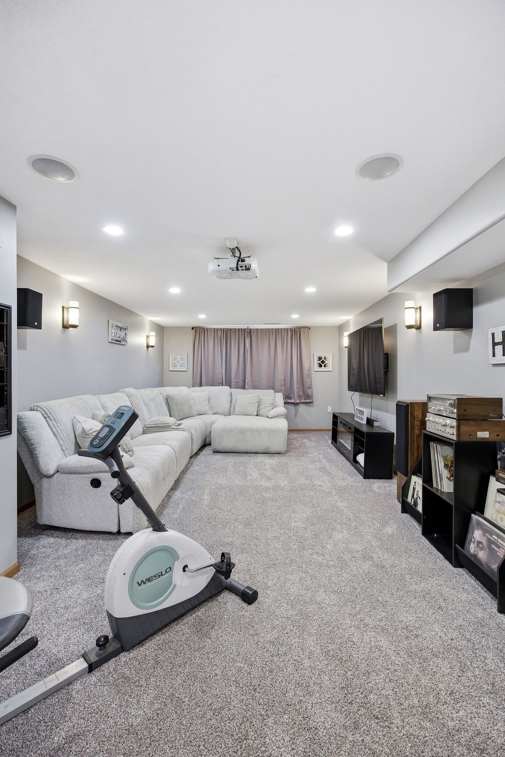 7417 Parkwood Lane NE Cedar Rapids IA 52402