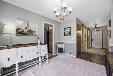 7417 Parkwood Lane NE Cedar Rapids IA 52402
