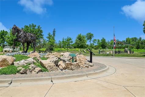 2201 Balsam Drive SW Cedar Rapids IA 52404