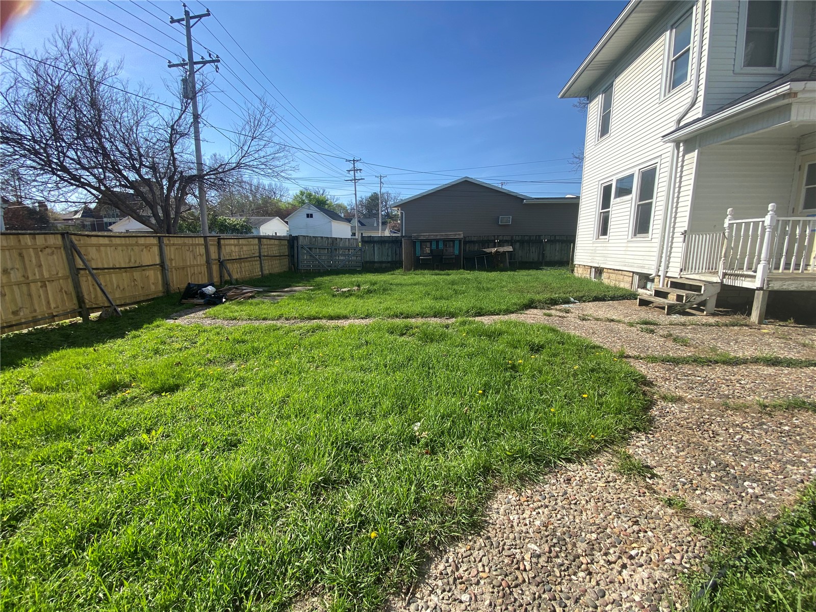 119 S Garnavillo Anamosa IA 52205