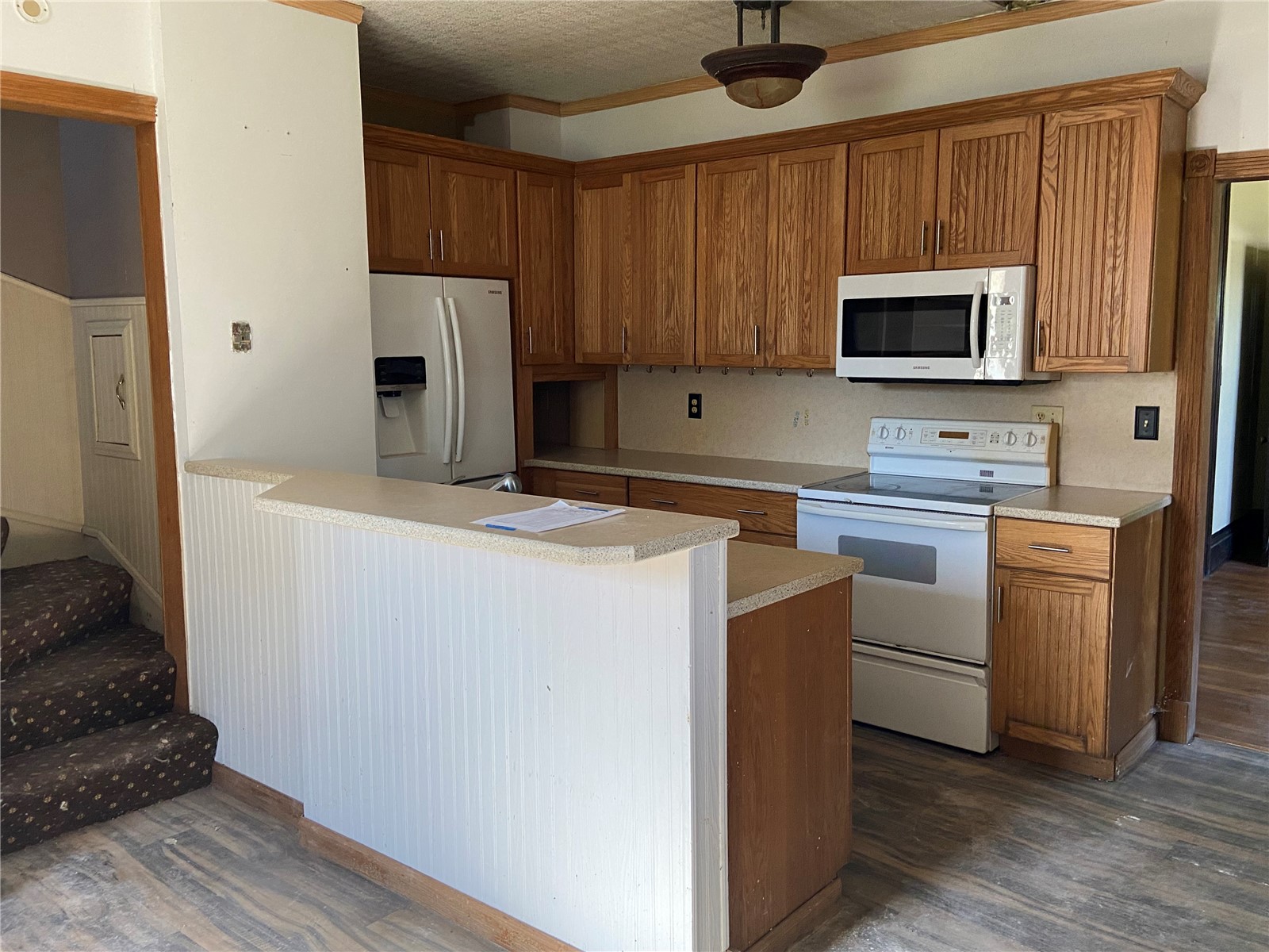 119 S Garnavillo Anamosa IA 52205
