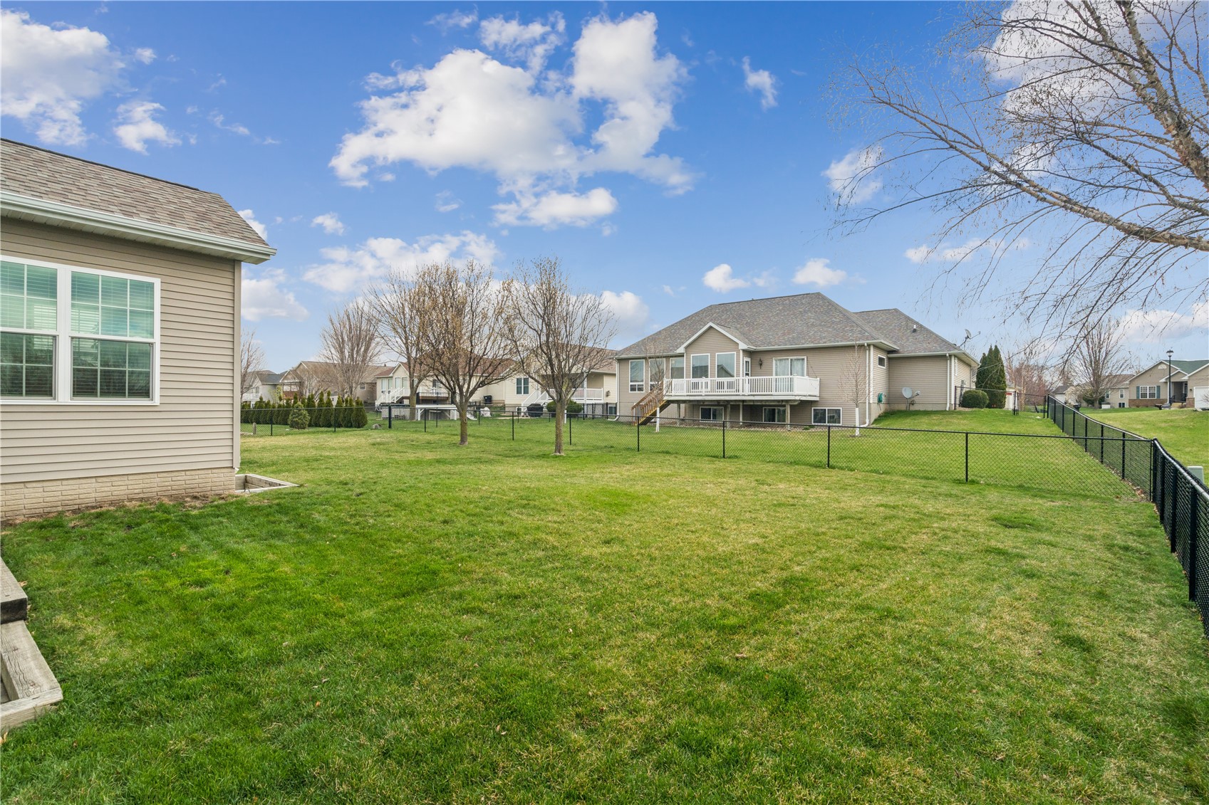 225 17th Avenue Court Hiawatha IA 52233