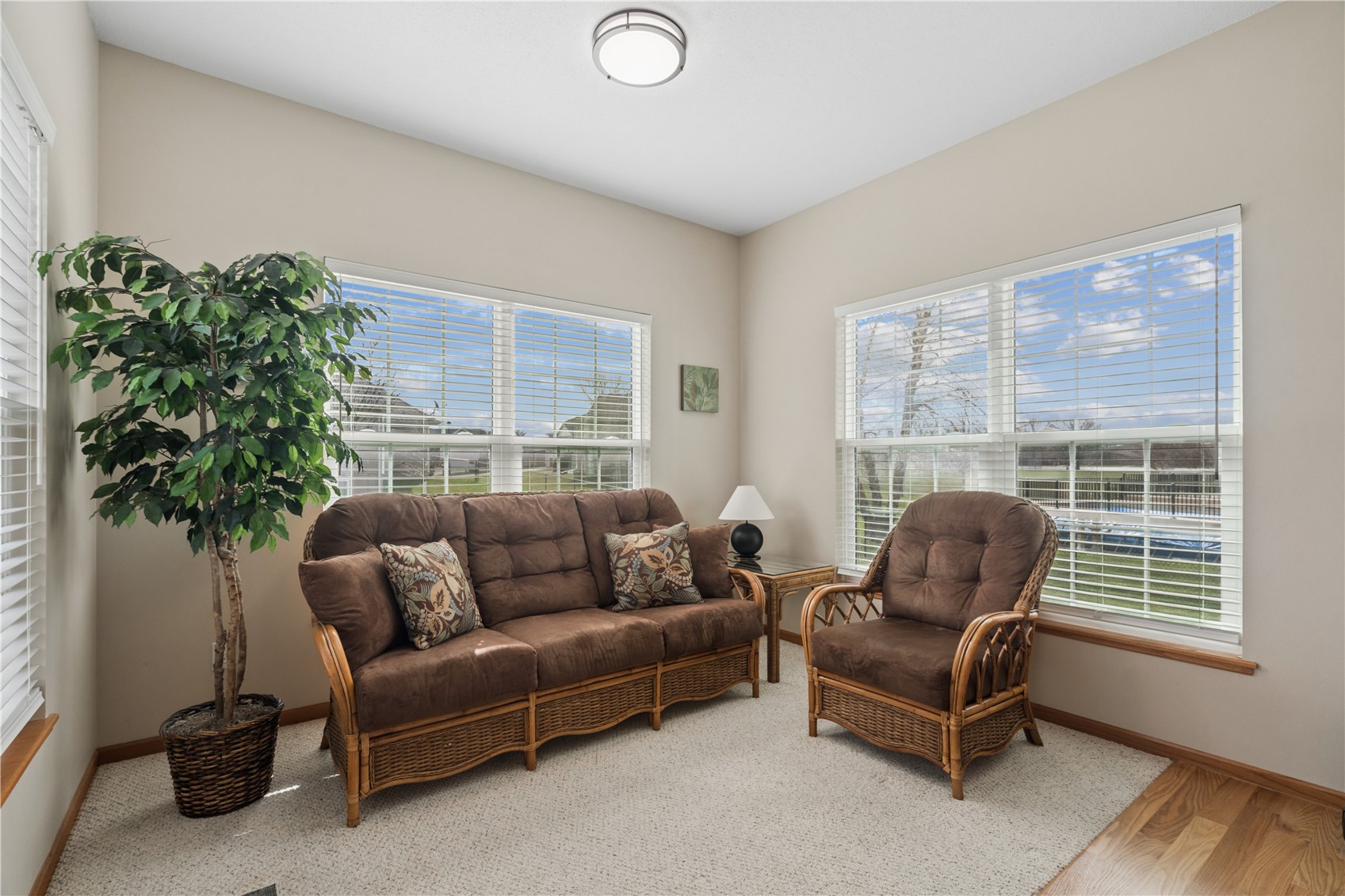 225 17th Avenue Court Hiawatha IA 52233