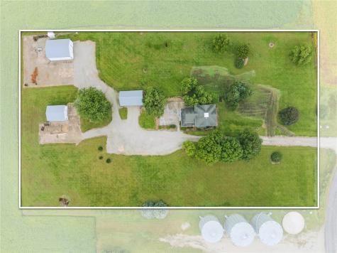 2275 59th St Drive Vinton IA 52349