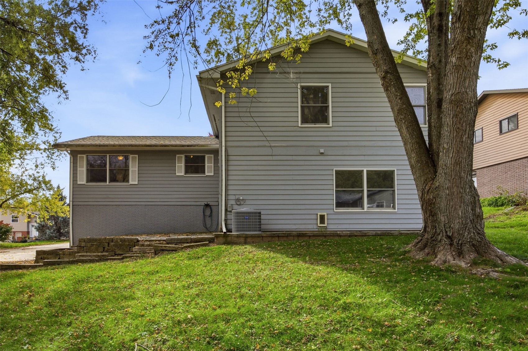 131 Penfro Drive Iowa City IA 52246
