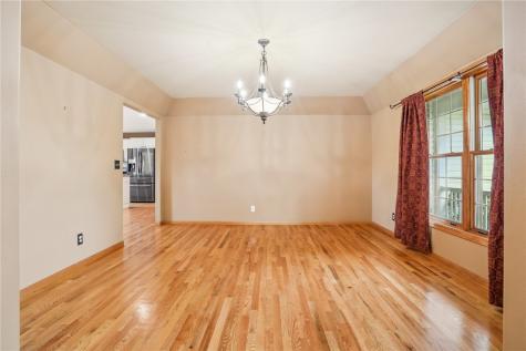 5515 W Mustang Road NE Cedar Rapids IA 52411