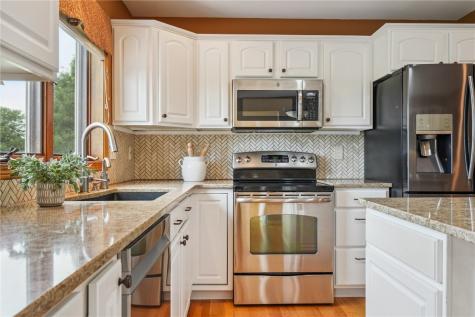 5515 W Mustang Road NE Cedar Rapids IA 52411