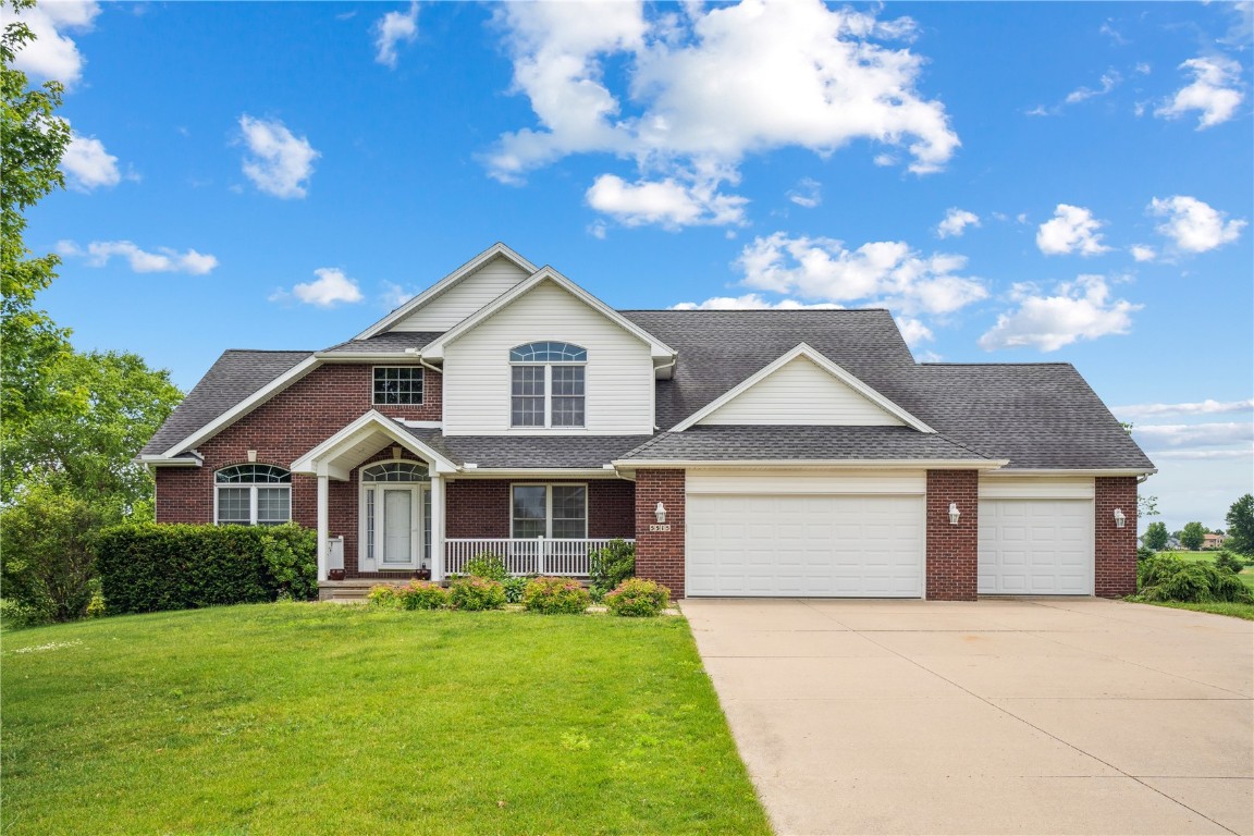 5515 W Mustang Road NE Cedar Rapids IA 52411
