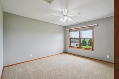 5515 W Mustang Road NE Cedar Rapids IA 52411
