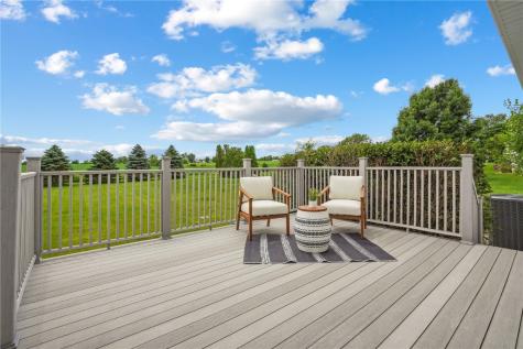 5515 W Mustang Road NE Cedar Rapids IA 52411