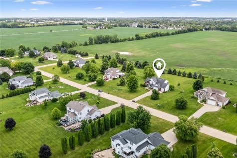 5515 W Mustang Road NE Cedar Rapids IA 52411