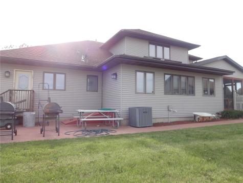 1122 Y Avenue Amana IA 52203