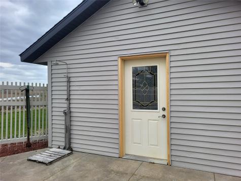 1122 Y Avenue Amana IA 52203