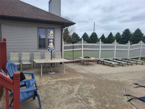 1122 Y Avenue Amana IA 52203
