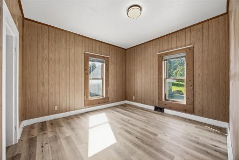 12016 Locust Street SW Cedar Rapids IA 52404