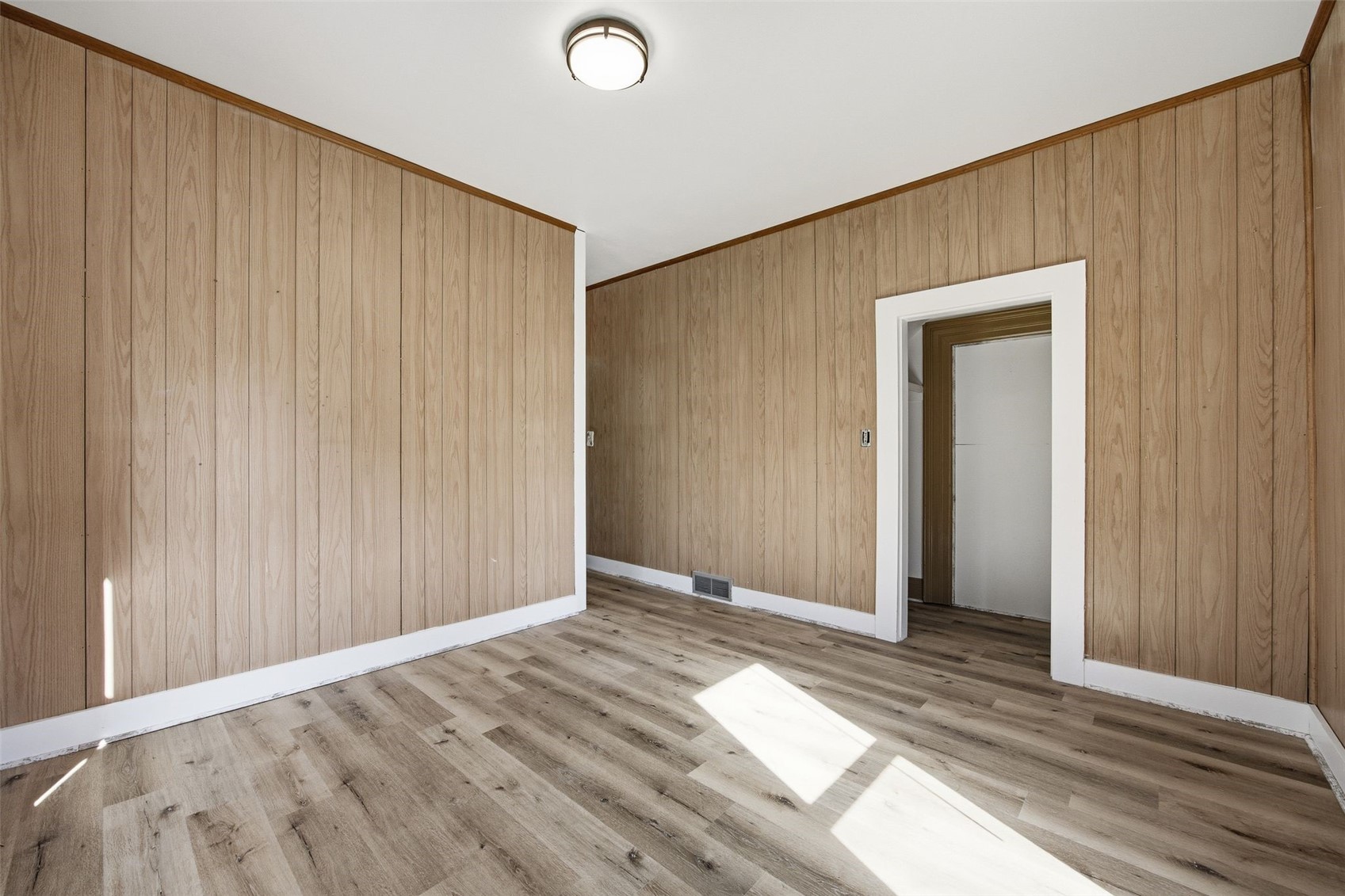 12016 Locust Street SW Cedar Rapids IA 52404
