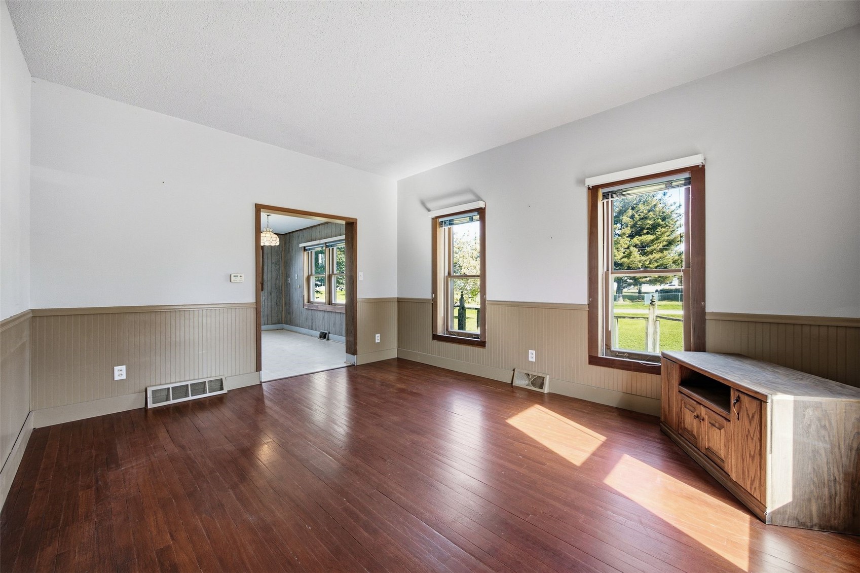12016 Locust Street SW Cedar Rapids IA 52404