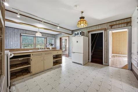 12016 Locust Street SW Cedar Rapids IA 52404
