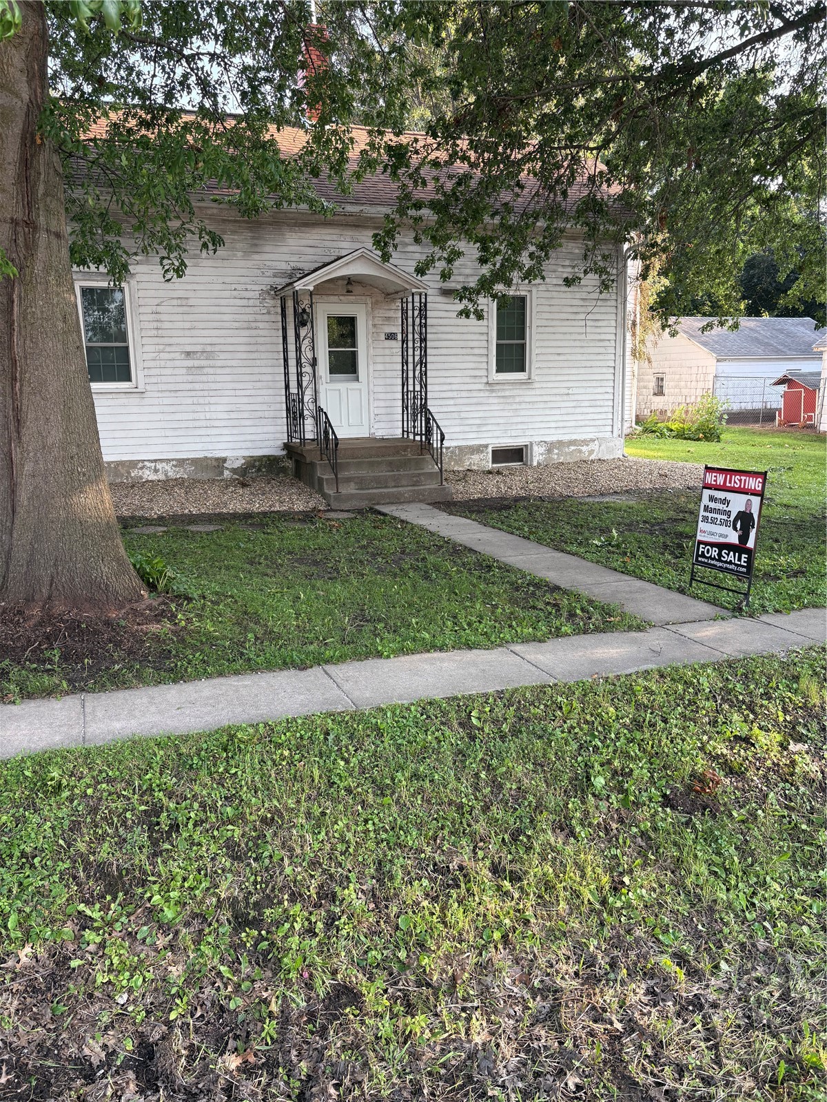 4506 F Street Amana IA 52203